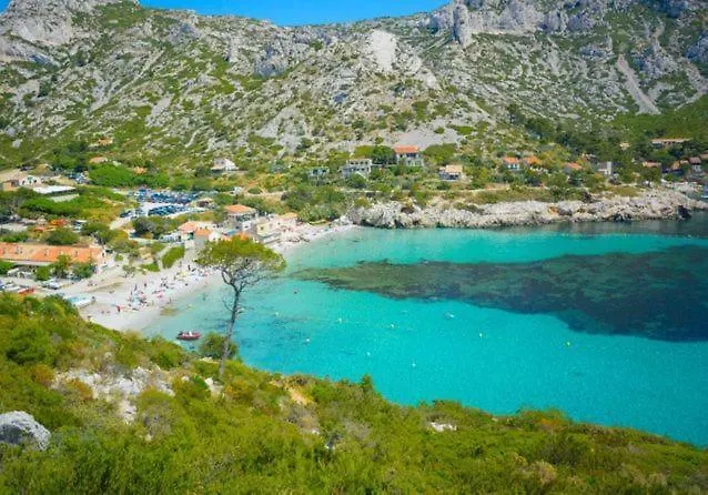 Bord De Mer, Villa 4 Chambres, Grand Jardin Martigues 0*,  France